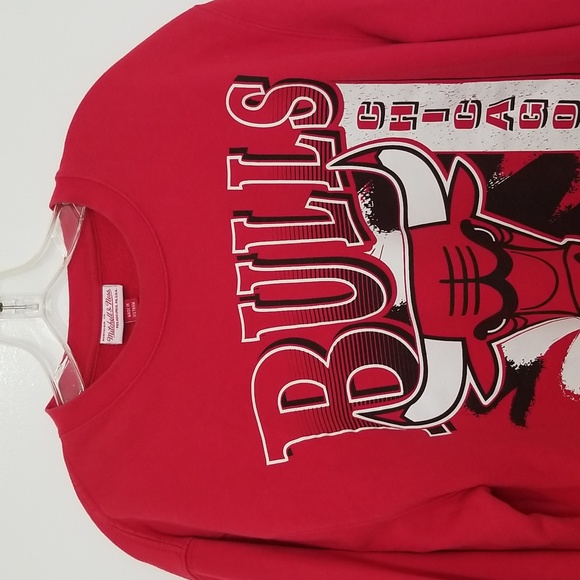 Mitchell & Ness men's Chicago Bulls red crewneck pullover sweatshirt size L - Picture 2 of 8